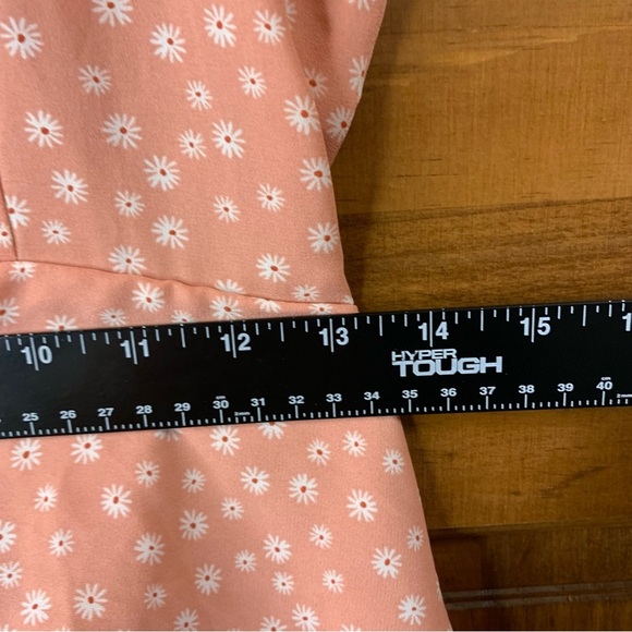 Women’s Forever 21 size small flower daisy flower tank dress - Picture 3 of 4